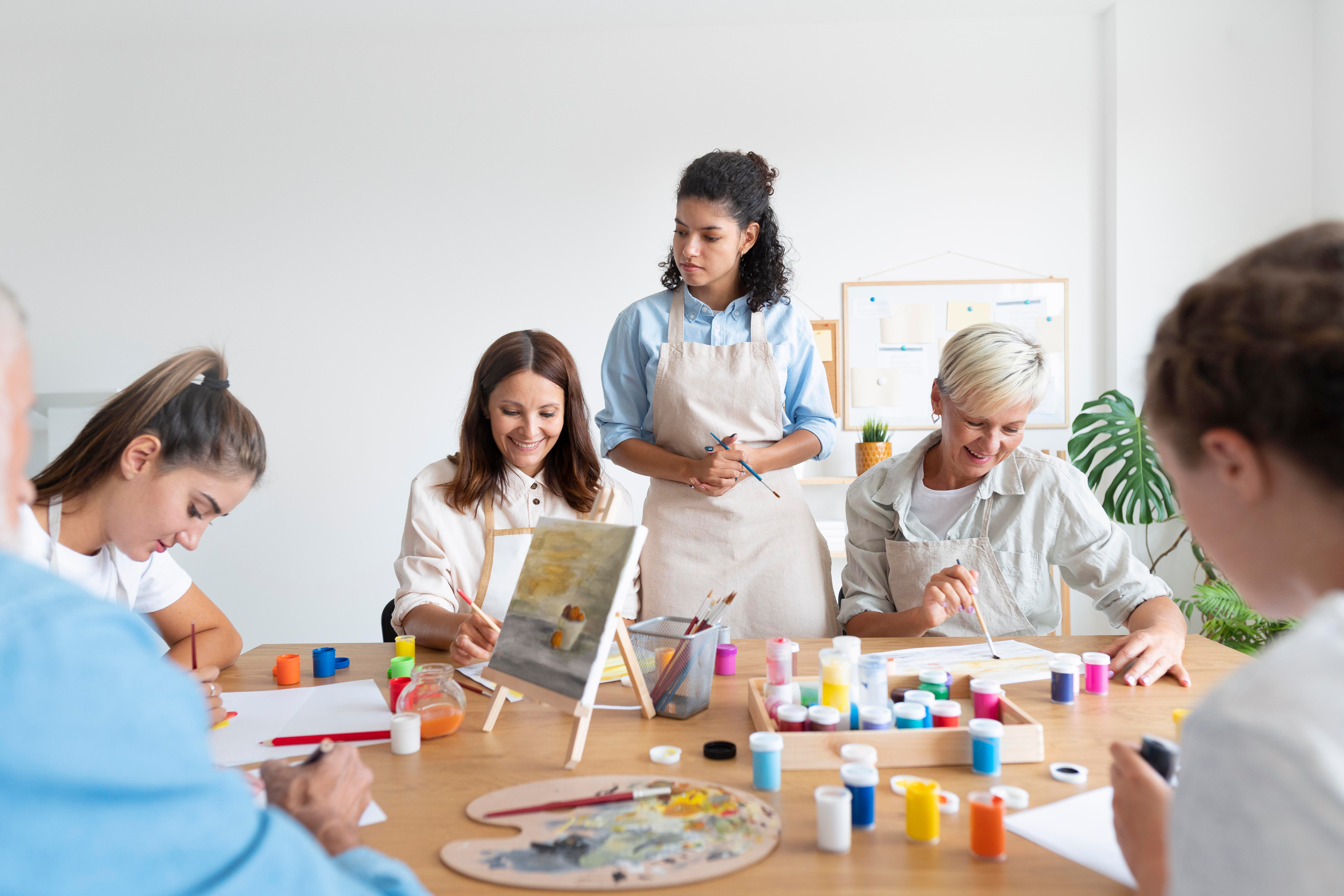 People enjoying a creative class2